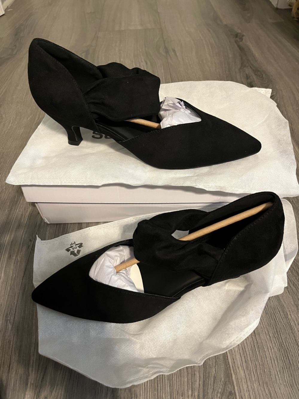 Black small heel